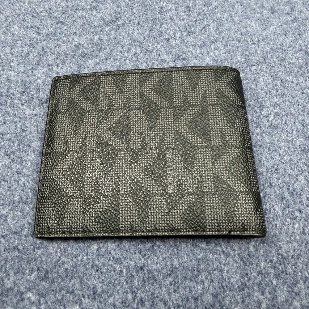 Michael Kors Men's Jet Set Slim Billfold Wallet Black Logo Credit Card